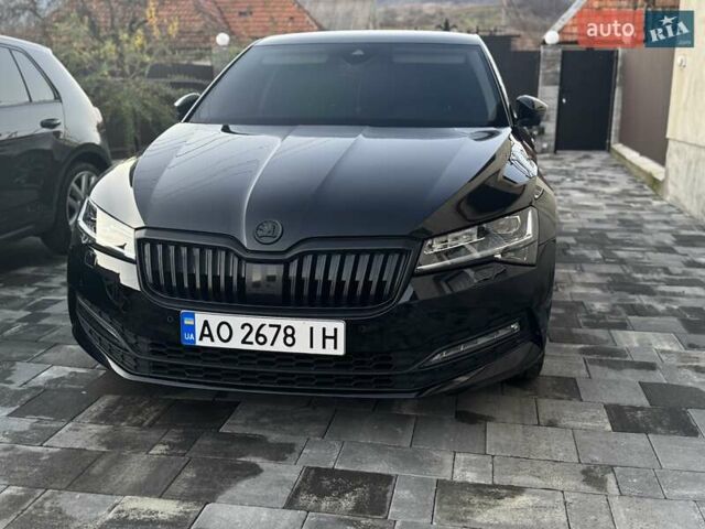 Чорний Шкода Суперб, об'ємом двигуна 1.97 л та пробігом 259 тис. км за 23800 $, фото 2 на Automoto.ua