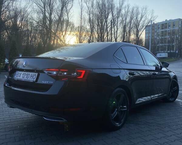 Черный Шкода Суперб, объемом двигателя 1.97 л и пробегом 110 тыс. км за 29499 $, фото 5 на Automoto.ua