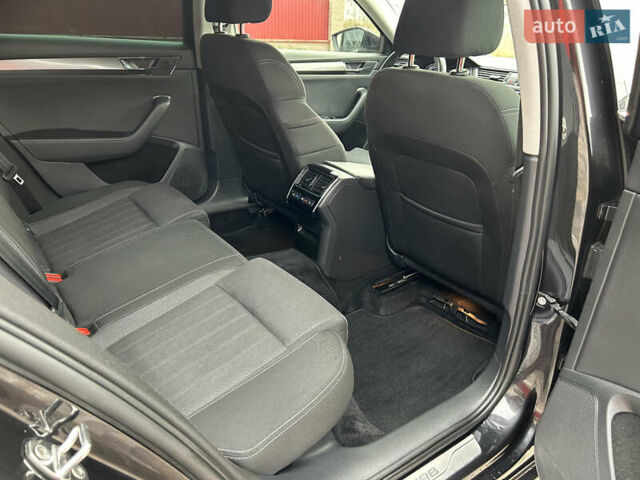 Черный Шкода Суперб, объемом двигателя 2 л и пробегом 253 тыс. км за 19900 $, фото 19 на Automoto.ua