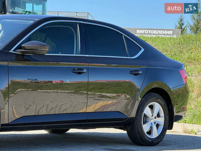 Чорний Шкода Суперб, об'ємом двигуна 1.8 л та пробігом 160 тис. км за 17999 $, фото 8 на Automoto.ua