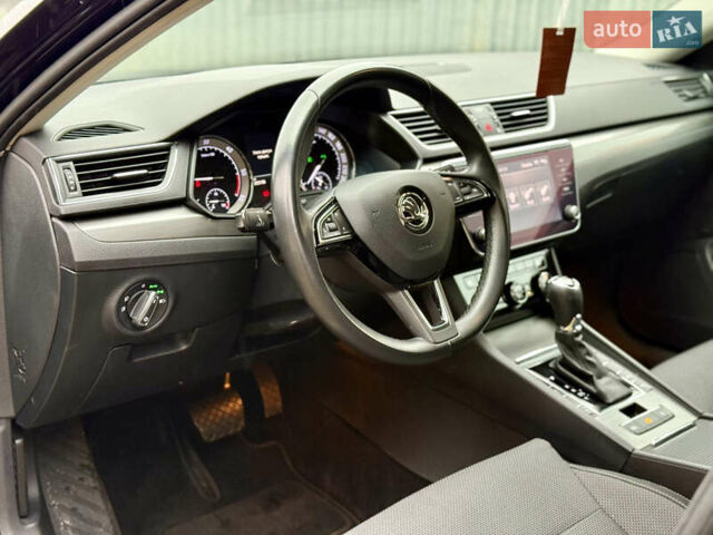 Черный Шкода Суперб, объемом двигателя 1.97 л и пробегом 265 тыс. км за 18999 $, фото 53 на Automoto.ua