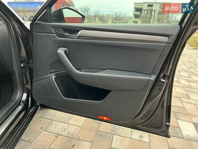 Черный Шкода Суперб, объемом двигателя 2 л и пробегом 253 тыс. км за 19900 $, фото 28 на Automoto.ua