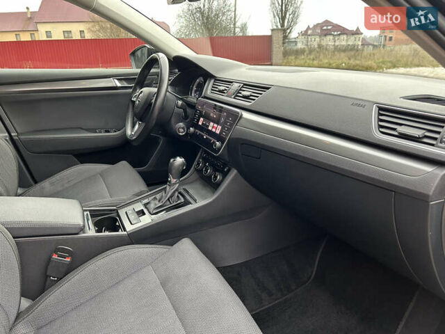 Черный Шкода Суперб, объемом двигателя 2 л и пробегом 253 тыс. км за 19900 $, фото 30 на Automoto.ua