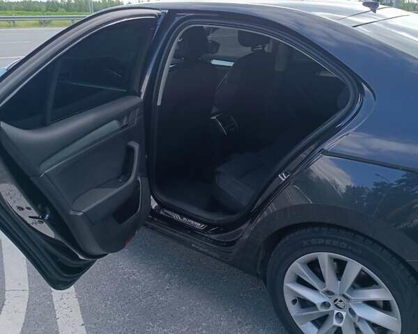 Чорний Шкода Суперб, об'ємом двигуна 1.97 л та пробігом 275 тис. км за 23500 $, фото 10 на Automoto.ua