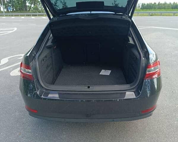 Чорний Шкода Суперб, об'ємом двигуна 1.97 л та пробігом 275 тис. км за 23500 $, фото 12 на Automoto.ua