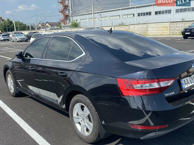 Чорний Шкода Суперб, об'ємом двигуна 1.8 л та пробігом 159 тис. км за 17450 $, фото 1 на Automoto.ua