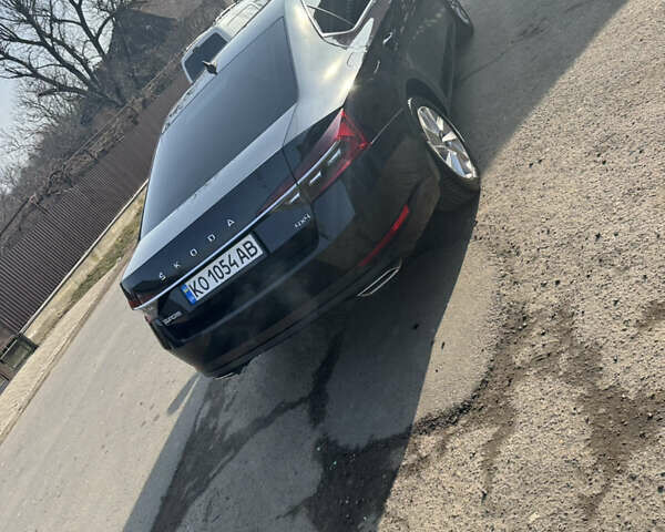 Черный Шкода Суперб, объемом двигателя 2 л и пробегом 178 тыс. км за 25000 $, фото 9 на Automoto.ua