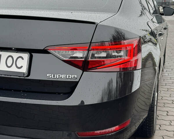 Черный Шкода Суперб, объемом двигателя 1.97 л и пробегом 190 тыс. км за 30499 $, фото 24 на Automoto.ua