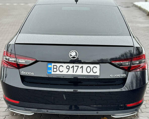 Черный Шкода Суперб, объемом двигателя 1.97 л и пробегом 190 тыс. км за 30499 $, фото 5 на Automoto.ua