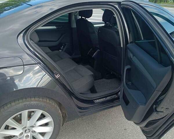 Чорний Шкода Суперб, об'ємом двигуна 1.97 л та пробігом 275 тис. км за 23500 $, фото 4 на Automoto.ua