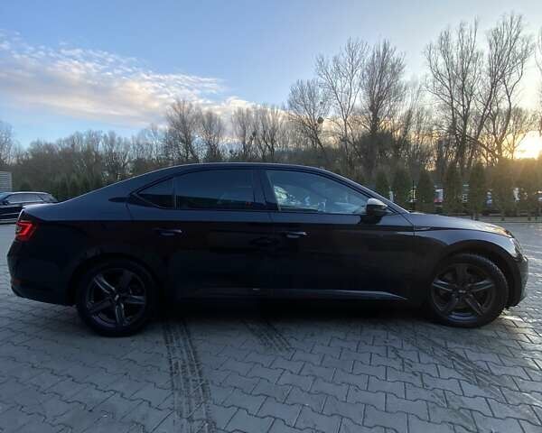 Черный Шкода Суперб, объемом двигателя 1.97 л и пробегом 110 тыс. км за 29499 $, фото 6 на Automoto.ua