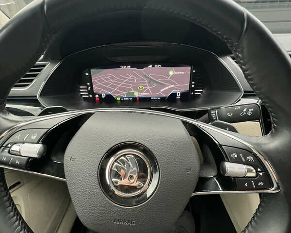 Черный Шкода Суперб, объемом двигателя 1.97 л и пробегом 177 тыс. км за 29000 $, фото 31 на Automoto.ua