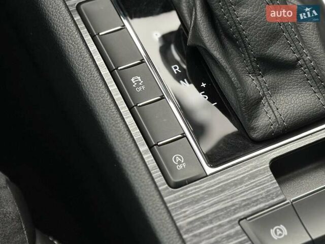 Шкода Суперб 2020 в Киеве на Automoto.ua Черный Шкода Суперб, объемом двигателя 1.98 л и пробегом 109 тыс. км за 25800 $, фото 31 на Automoto.ua