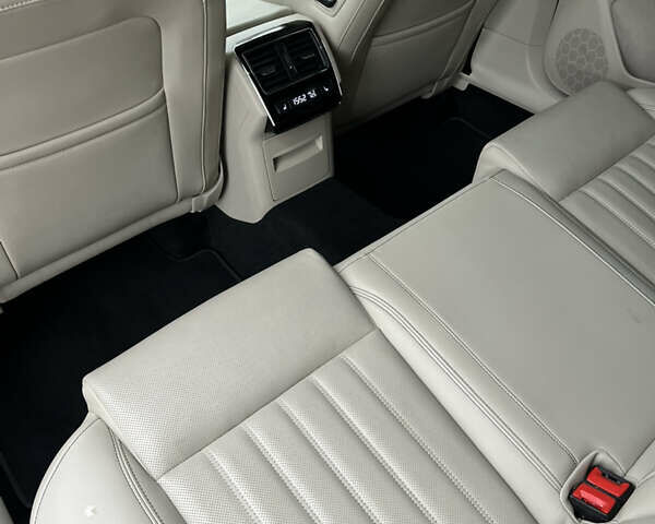 Черный Шкода Суперб, объемом двигателя 1.97 л и пробегом 177 тыс. км за 29000 $, фото 55 на Automoto.ua