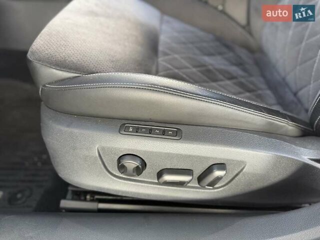 Шкода Суперб 2020 в Днепре (Днепропетровске) на Automoto.ua Черный Шкода Суперб, объемом двигателя 1.97 л и пробегом 68 тыс. км за 37900 $, фото 16 на Automoto.ua