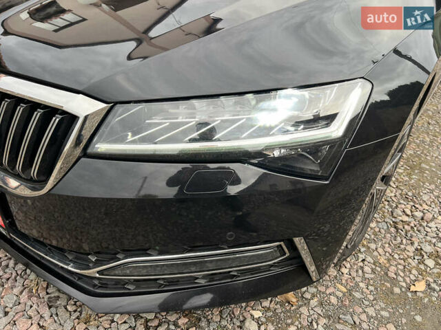 Черный Шкода Суперб, объемом двигателя 1.97 л и пробегом 177 тыс. км за 29000 $, фото 3 на Automoto.ua