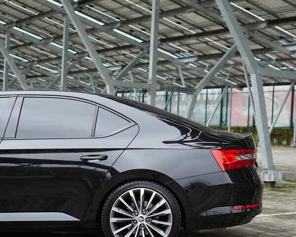 Черный Шкода Суперб, объемом двигателя 1.97 л и пробегом 127 тыс. км за 31600 $, фото 16 на Automoto.ua