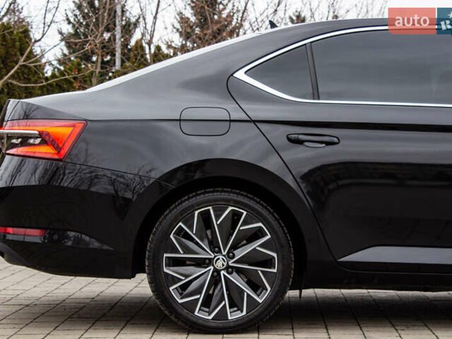 Черный Шкода Суперб, объемом двигателя 1.97 л и пробегом 172 тыс. км за 28100 $, фото 5 на Automoto.ua