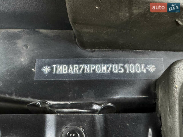 Чорний Шкода Суперб, об'ємом двигуна 2 л та пробігом 209 тис. км за 27999 $, фото 192 на Automoto.ua