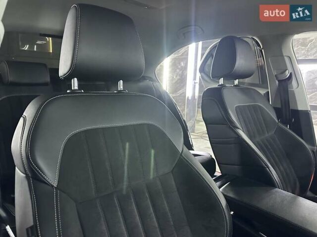 Черный Шкода Суперб, объемом двигателя 2 л и пробегом 92 тыс. км за 29800 $, фото 7 на Automoto.ua