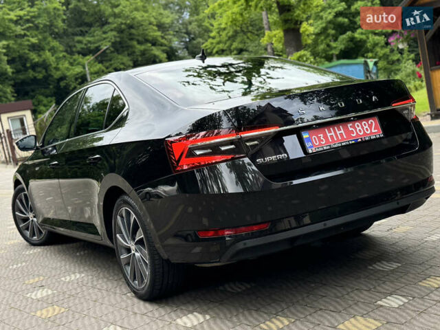 Чорний Шкода Суперб, об'ємом двигуна 2 л та пробігом 209 тис. км за 27999 $, фото 172 на Automoto.ua