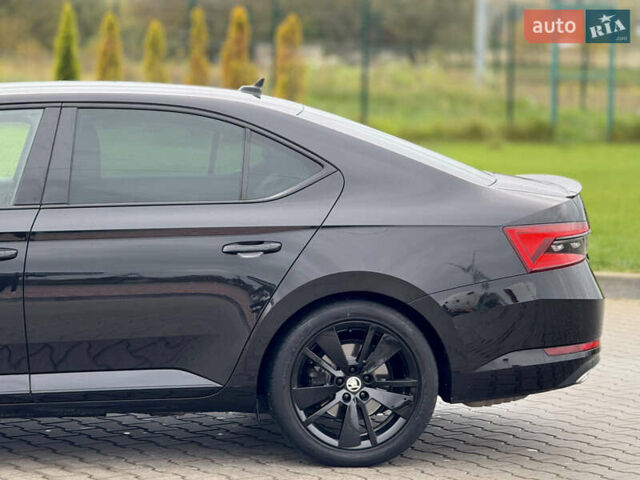 Чорний Шкода Суперб, об'ємом двигуна 2 л та пробігом 115 тис. км за 38700 $, фото 23 на Automoto.ua