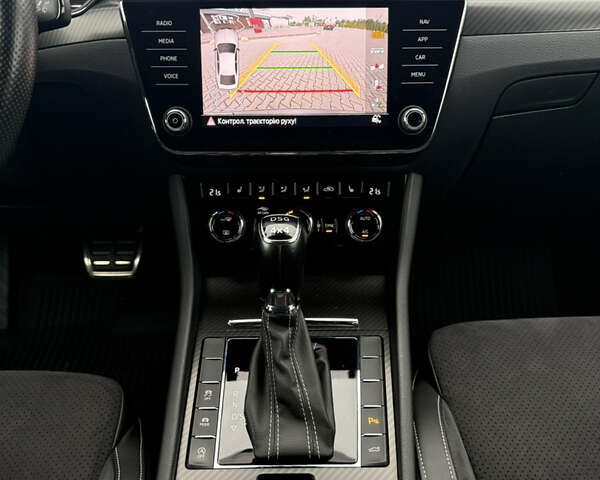 Чорний Шкода Суперб, об'ємом двигуна 2 л та пробігом 115 тис. км за 38700 $, фото 116 на Automoto.ua