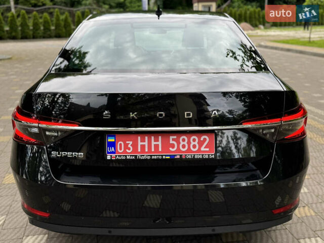 Чорний Шкода Суперб, об'ємом двигуна 2 л та пробігом 209 тис. км за 27999 $, фото 167 на Automoto.ua