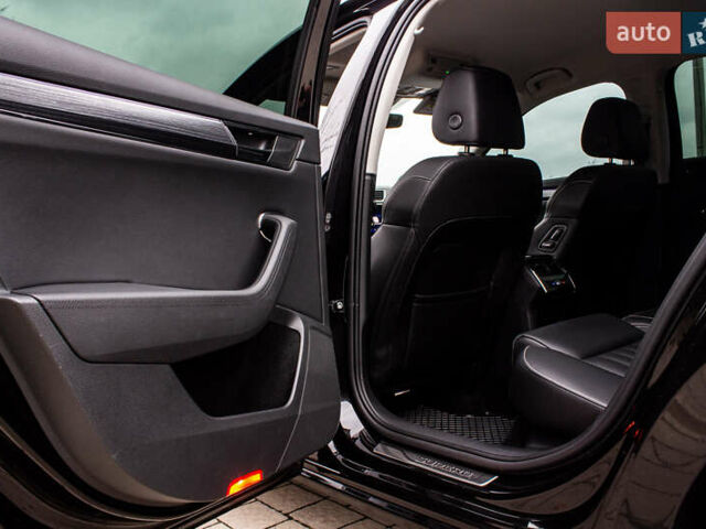 Черный Шкода Суперб, объемом двигателя 1.97 л и пробегом 172 тыс. км за 28100 $, фото 68 на Automoto.ua