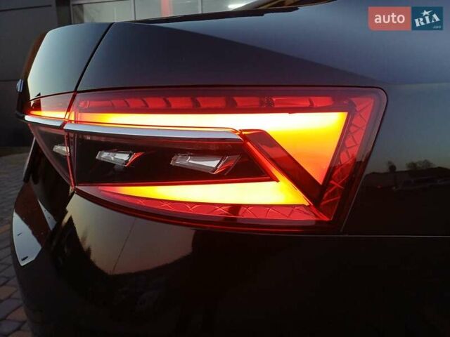 Черный Шкода Суперб, объемом двигателя 1.97 л и пробегом 202 тыс. км за 27450 $, фото 24 на Automoto.ua