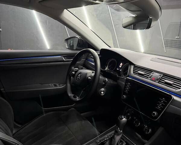 Черный Шкода Суперб, объемом двигателя 2 л и пробегом 87 тыс. км за 35850 $, фото 2 на Automoto.ua