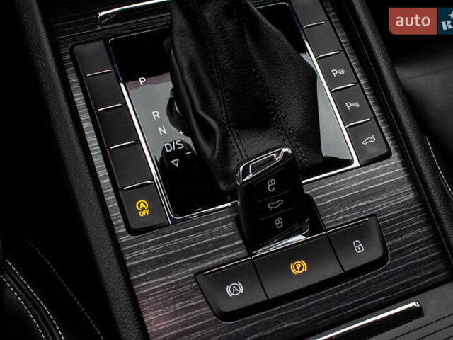 Черный Шкода Суперб, объемом двигателя 1.97 л и пробегом 172 тыс. км за 28100 $, фото 74 на Automoto.ua