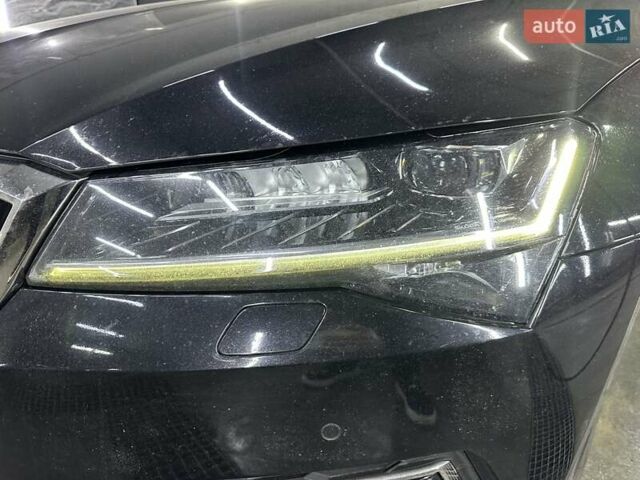 Черный Шкода Суперб, объемом двигателя 2 л и пробегом 92 тыс. км за 29800 $, фото 15 на Automoto.ua