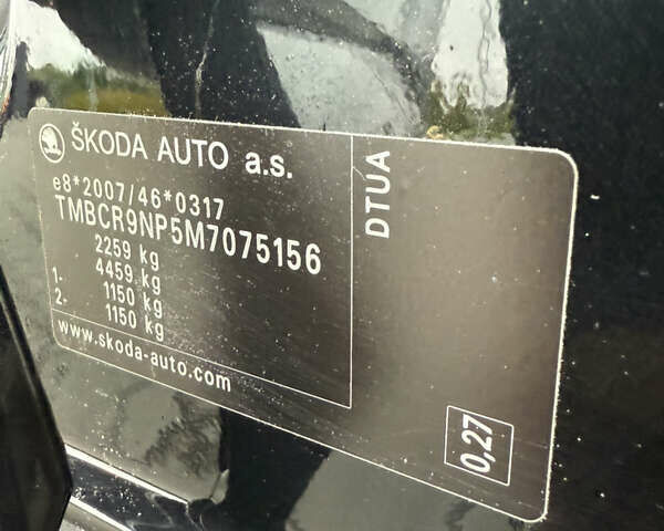 Черный Шкода Суперб, объемом двигателя 2 л и пробегом 115 тыс. км за 39700 $, фото 154 на Automoto.ua