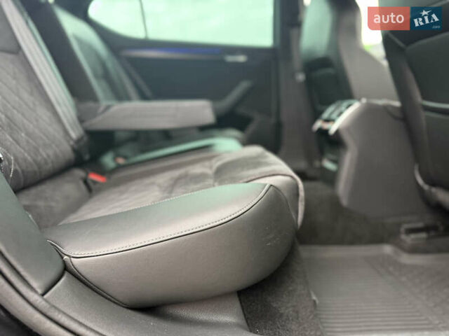 Чорний Шкода Суперб, об'ємом двигуна 2 л та пробігом 115 тис. км за 38700 $, фото 98 на Automoto.ua