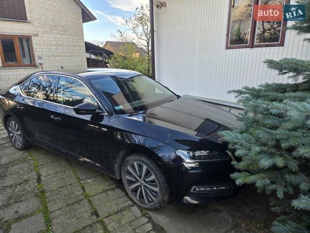 Черный Шкода Суперб, объемом двигателя 1.97 л и пробегом 138 тыс. км за 31000 $, фото 2 на Automoto.ua