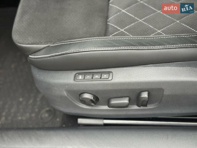 Чорний Шкода Суперб, об'ємом двигуна 2 л та пробігом 115 тис. км за 38700 $, фото 64 на Automoto.ua