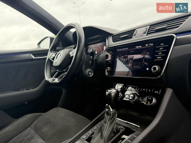 Чорний Шкода Суперб, об'ємом двигуна 2 л та пробігом 115 тис. км за 38700 $, фото 83 на Automoto.ua