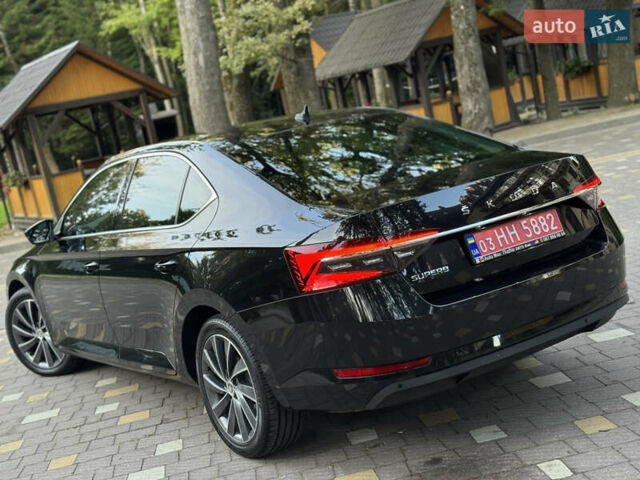 Чорний Шкода Суперб, об'ємом двигуна 2 л та пробігом 209 тис. км за 27999 $, фото 127 на Automoto.ua