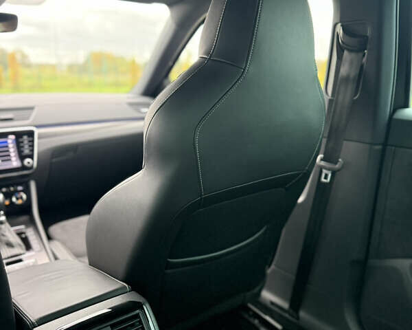 Чорний Шкода Суперб, об'ємом двигуна 2 л та пробігом 115 тис. км за 38700 $, фото 128 на Automoto.ua