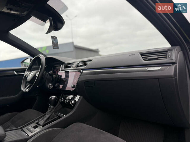 Чорний Шкода Суперб, об'ємом двигуна 2 л та пробігом 115 тис. км за 38700 $, фото 86 на Automoto.ua