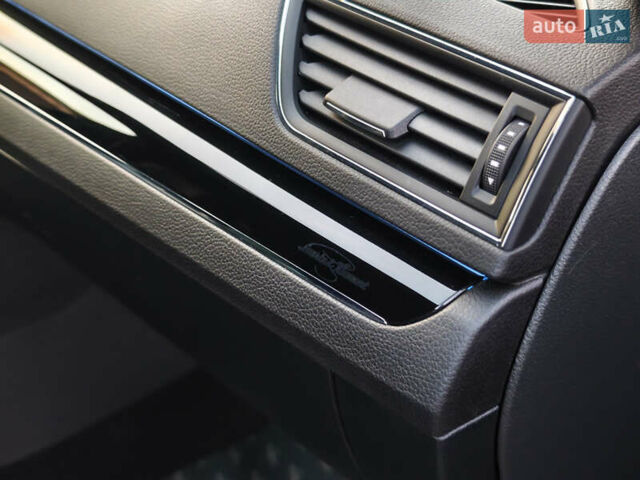 Черный Шкода Суперб, объемом двигателя 1.4 л и пробегом 134 тыс. км за 31999 $, фото 66 на Automoto.ua