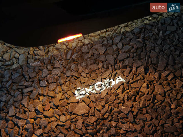 Черный Шкода Суперб, объемом двигателя 1.4 л и пробегом 134 тыс. км за 31999 $, фото 67 на Automoto.ua