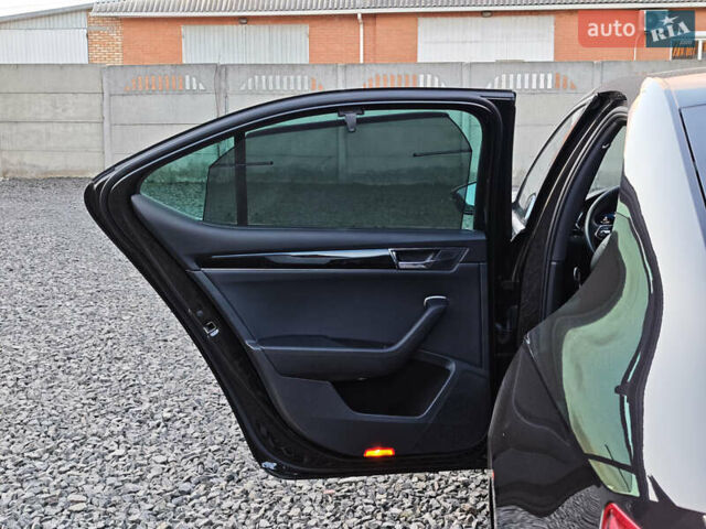 Черный Шкода Суперб, объемом двигателя 1.4 л и пробегом 134 тыс. км за 31999 $, фото 26 на Automoto.ua