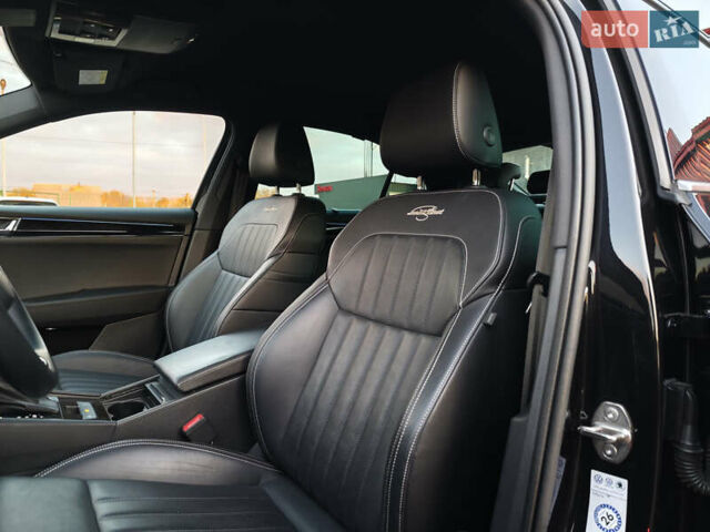 Черный Шкода Суперб, объемом двигателя 1.4 л и пробегом 134 тыс. км за 31999 $, фото 23 на Automoto.ua