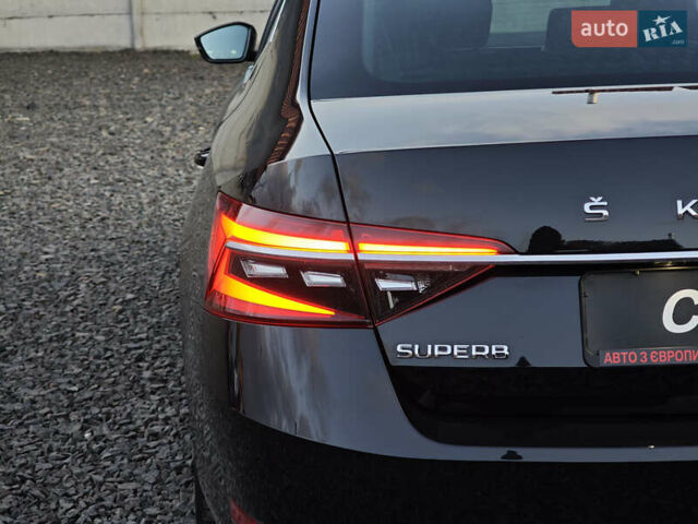 Черный Шкода Суперб, объемом двигателя 1.4 л и пробегом 134 тыс. км за 31999 $, фото 14 на Automoto.ua