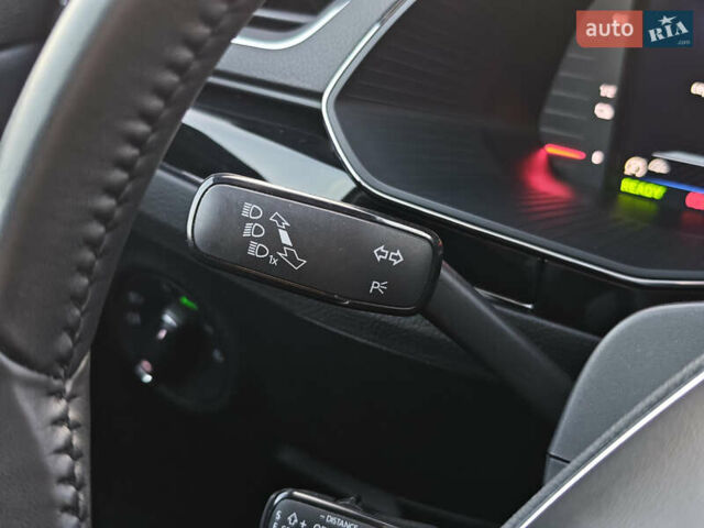 Черный Шкода Суперб, объемом двигателя 1.4 л и пробегом 134 тыс. км за 31999 $, фото 35 на Automoto.ua