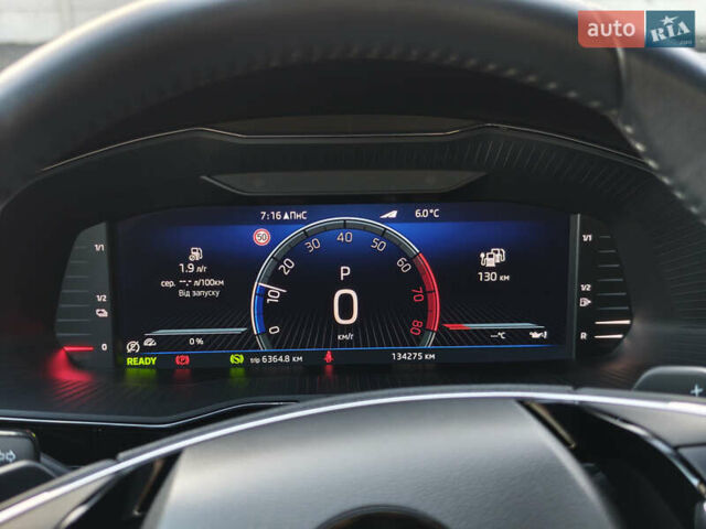 Черный Шкода Суперб, объемом двигателя 1.4 л и пробегом 134 тыс. км за 31999 $, фото 38 на Automoto.ua