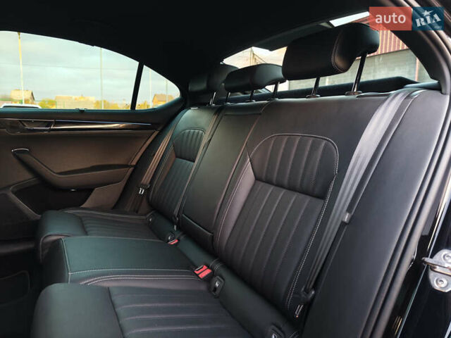 Черный Шкода Суперб, объемом двигателя 1.4 л и пробегом 134 тыс. км за 31999 $, фото 28 на Automoto.ua
