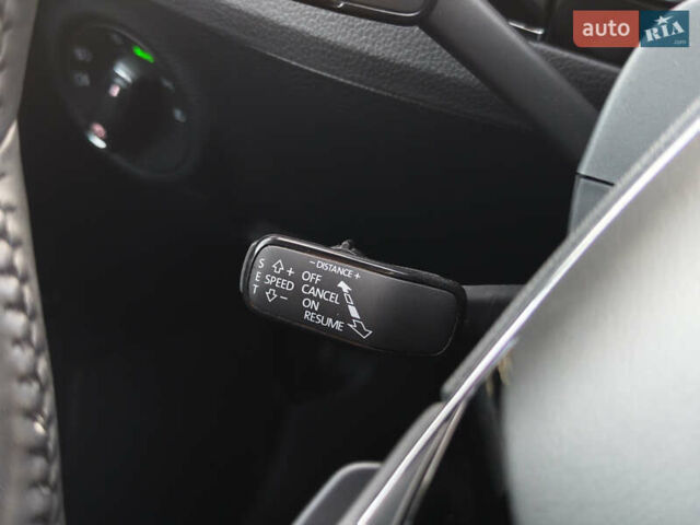 Черный Шкода Суперб, объемом двигателя 1.4 л и пробегом 134 тыс. км за 31999 $, фото 37 на Automoto.ua